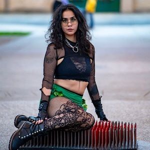 Meet your Posher, Rosa